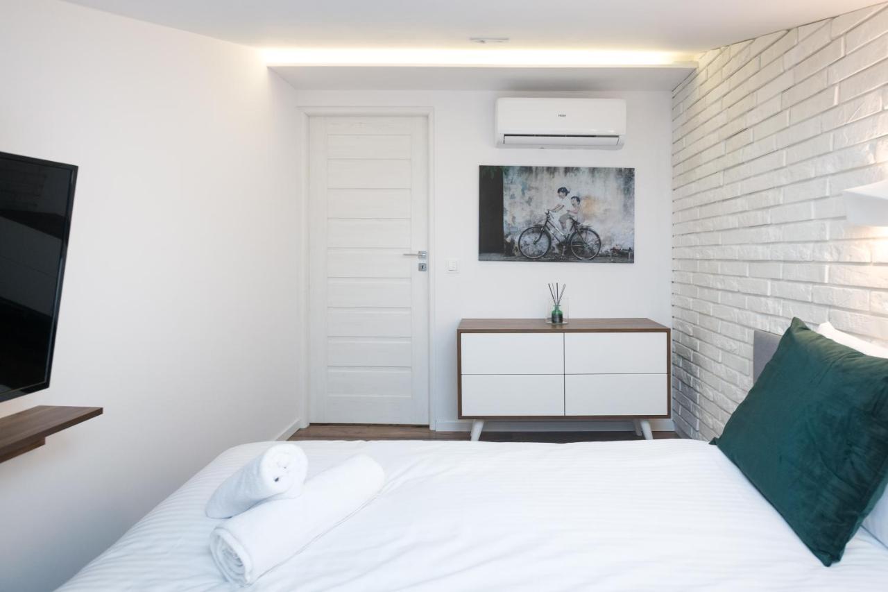 Апартаменти Deluxe In Cracow - Old Town & Cracow Kazimierz Краків Екстер'єр фото